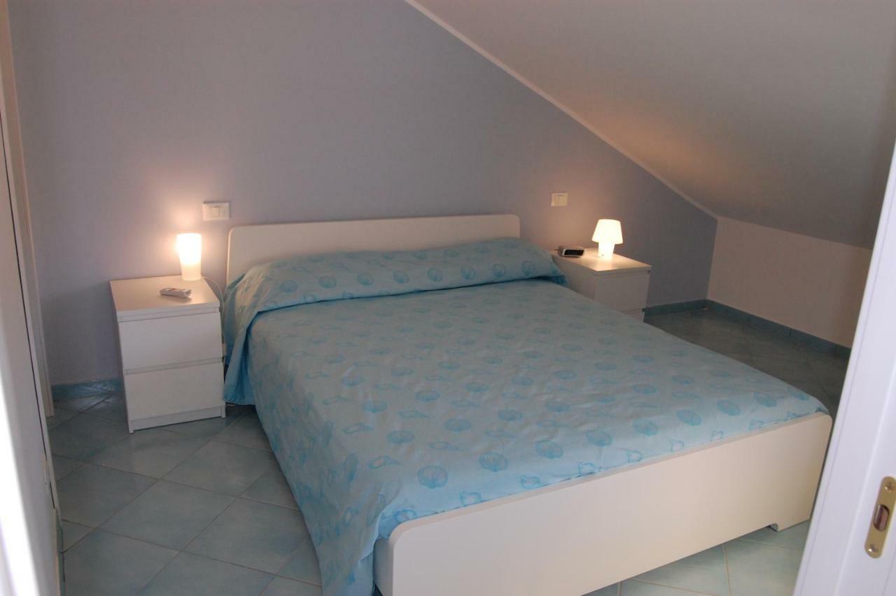 Golfo Di Tindari Apartments ฟาลโกเน ภายนอก รูปภาพ